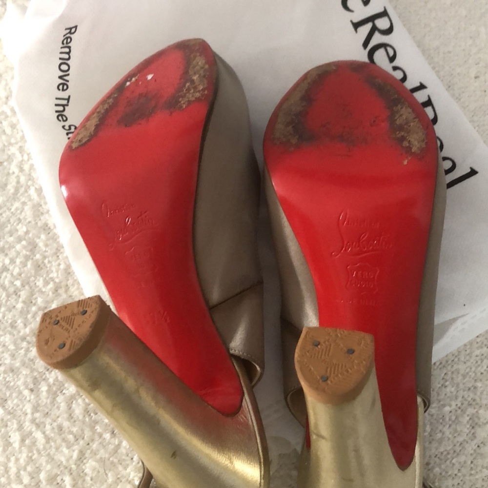 Classic Authentic Christian Louboutin - image 3